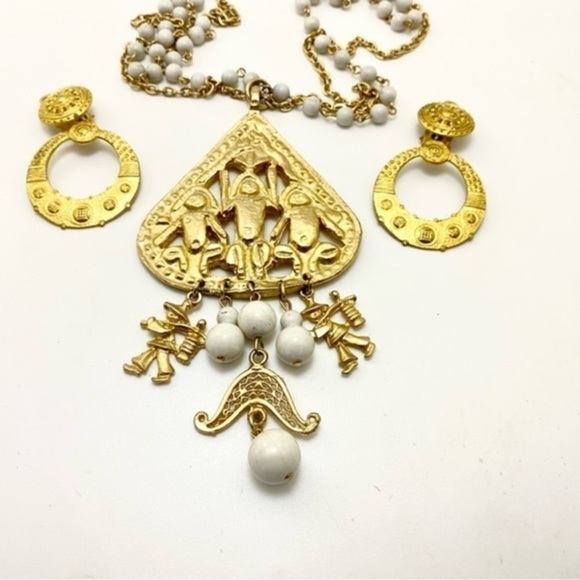 VINTAGE Byzantine Inspired Asian Goldtone Chinamen Beaded Earrings Necklace - Picture 7 of 7